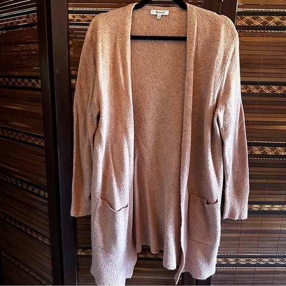 ๐3/$20๐ Madewell Cardigan - Picture 1 of 7